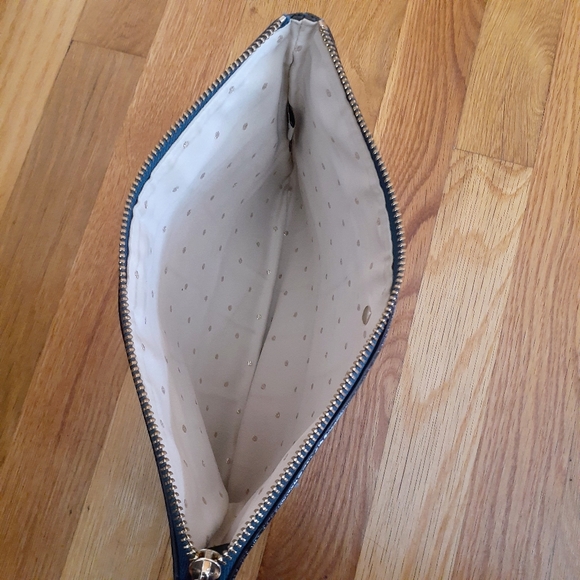 Kate Spade Teal Croc..Printed Clutch OS Teal Shiny Kate Spade - Picture 2 of 3